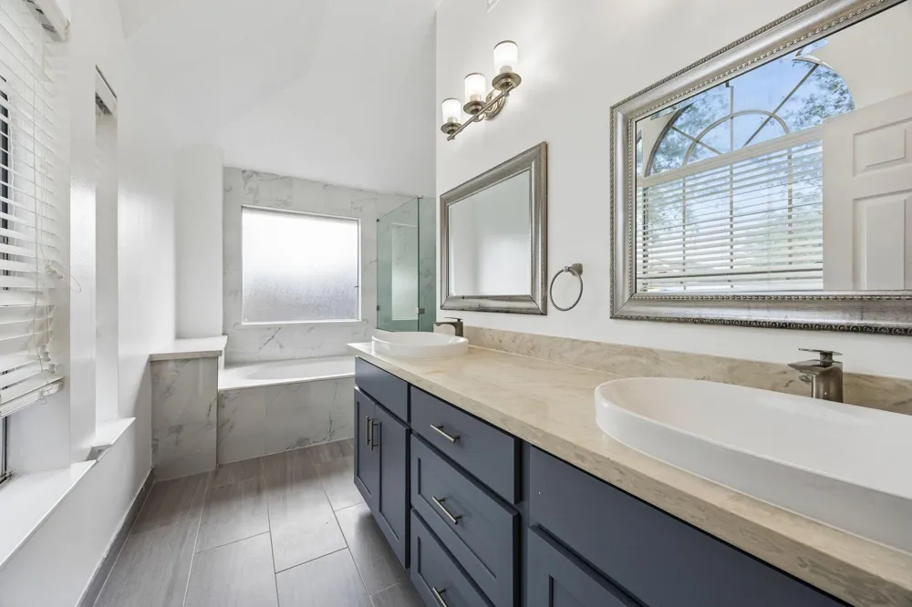 12206 Meadow Park Court Meadows Place, TX 77477