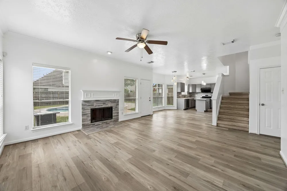 12206 Meadow Park Court Meadows Place, TX 77477