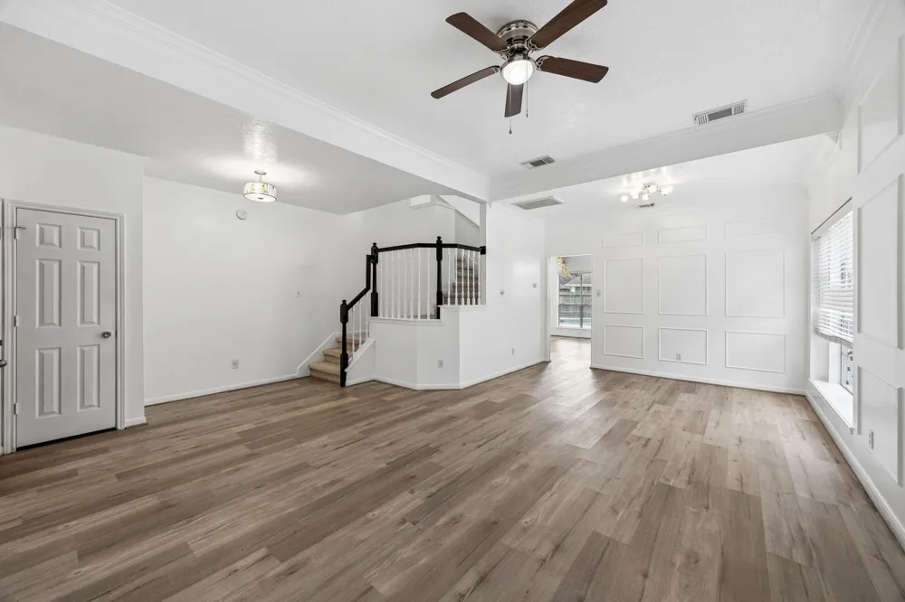12206 Meadow Park Court Meadows Place, TX 77477