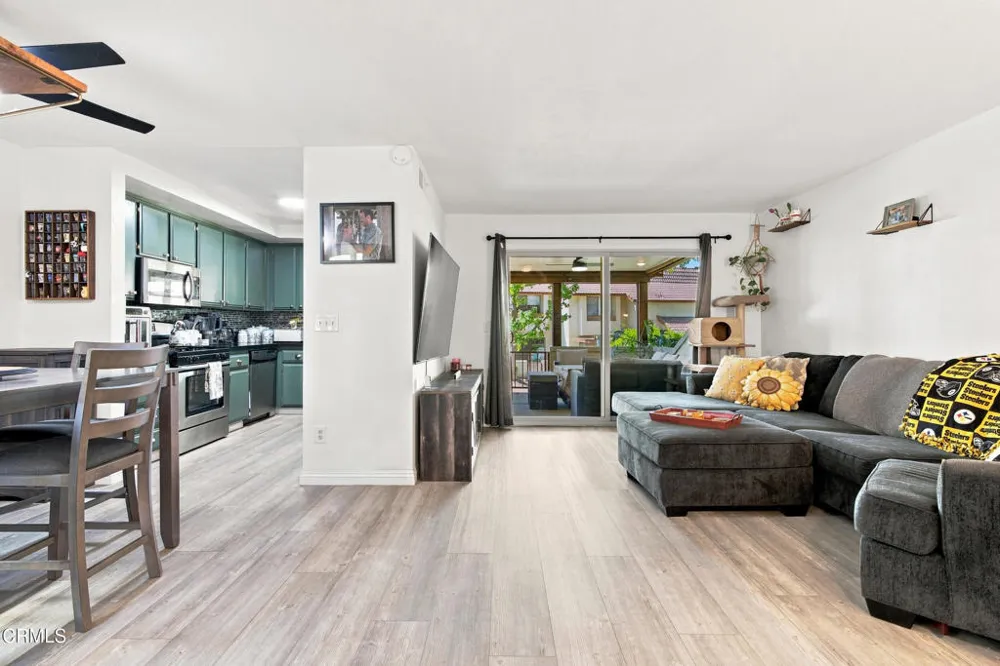 884 Endicott Drive Claremont, CA 91711