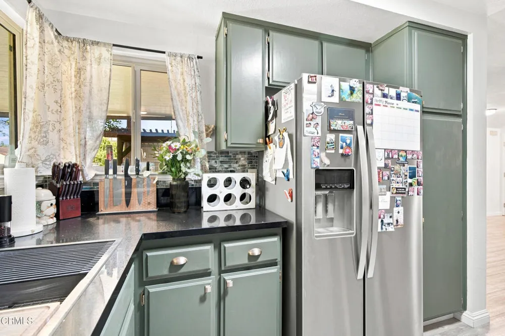 884 Endicott Drive Claremont, CA 91711