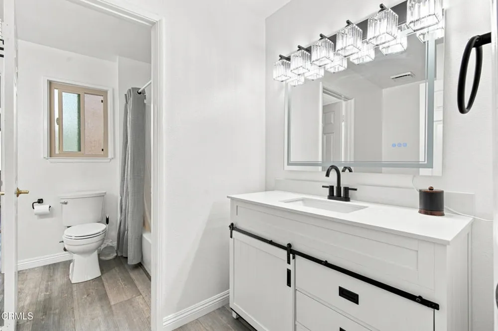 884 Endicott Drive Claremont, CA 91711