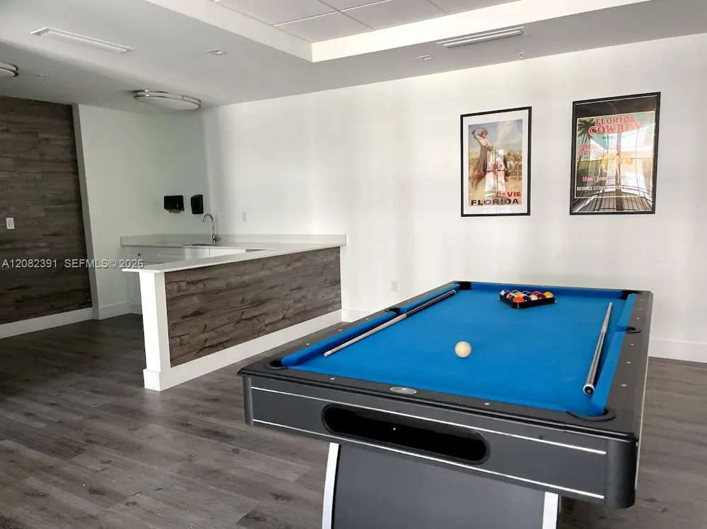 4100 SW 64th Ave #204 Davie, FL 33314