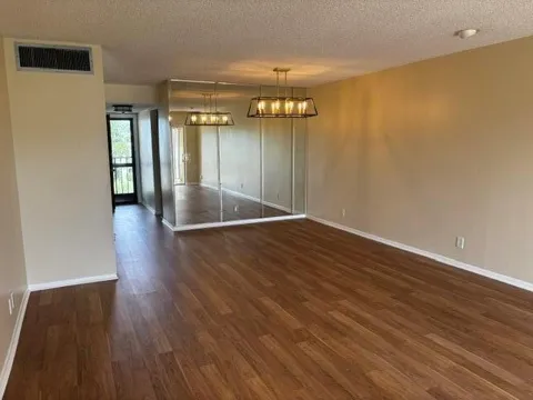 4411 TREVI COURT #305