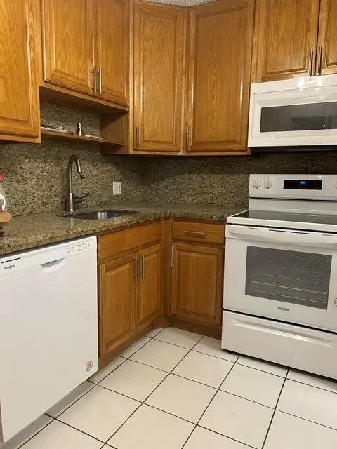 4411 TREVI COURT #305 Lake Worth, FL 33467