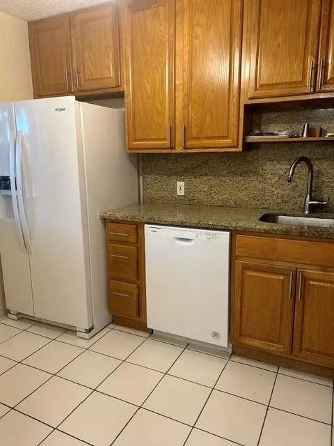 4411 TREVI COURT #305 Lake Worth, FL 33467