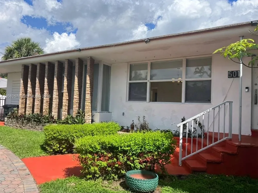 501 90th St #1 Surfside, FL 33154