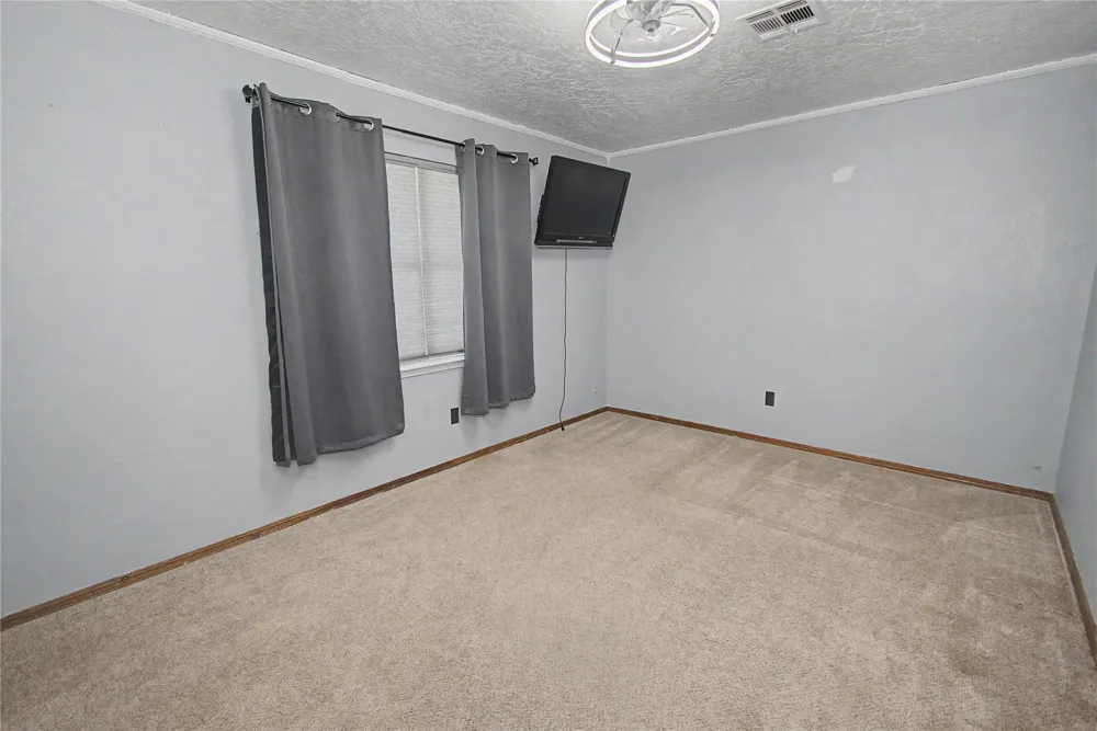 8413 S 8th Street Broken Arrow, OK 74011
