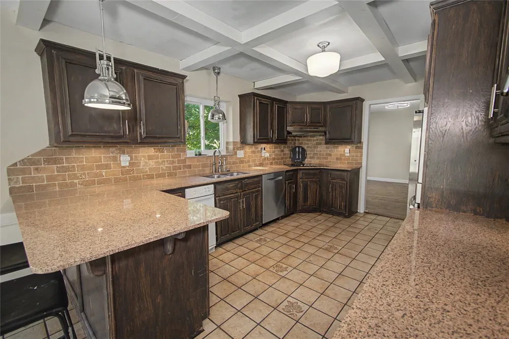 8413 S 8th Street Broken Arrow, OK 74011