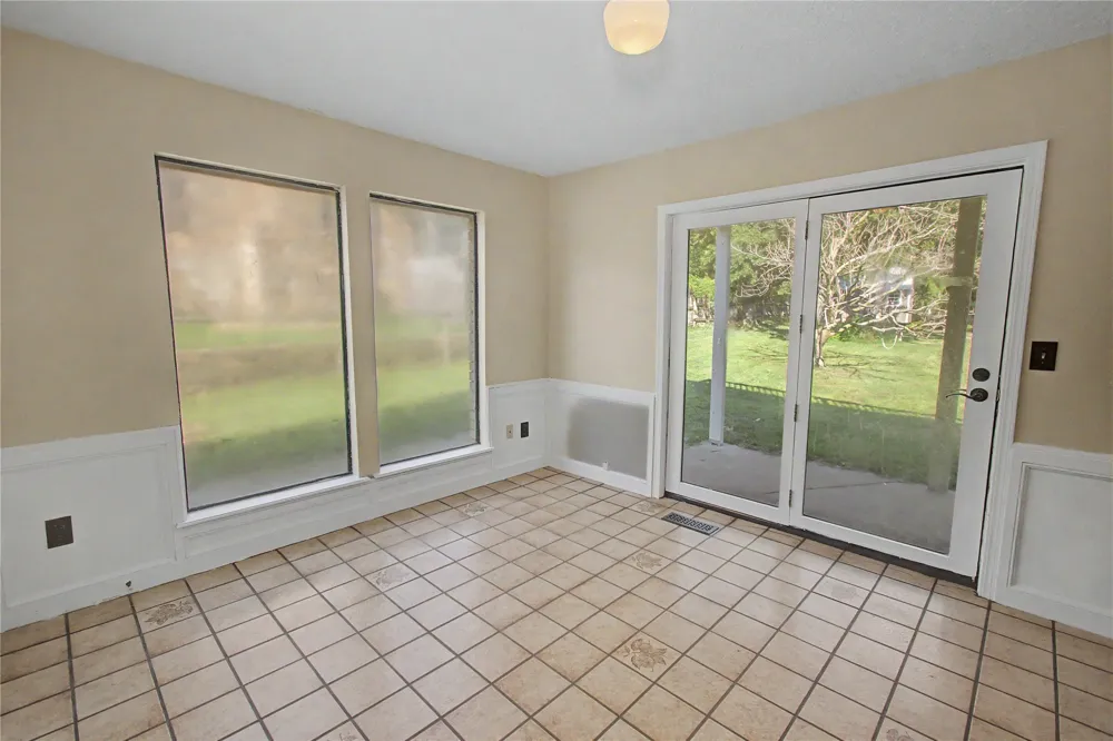 8413 S 8th Street Broken Arrow, OK 74011
