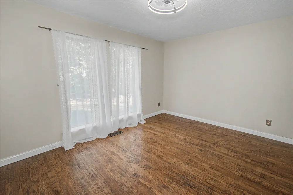 8413 S 8th Street Broken Arrow, OK 74011