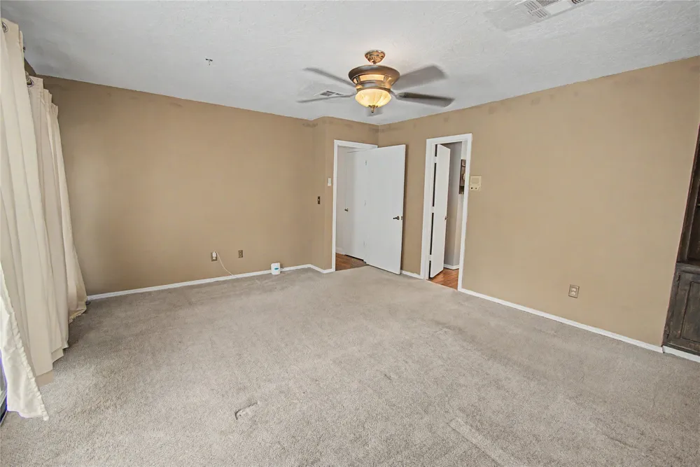 8413 S 8th Street Broken Arrow, OK 74011
