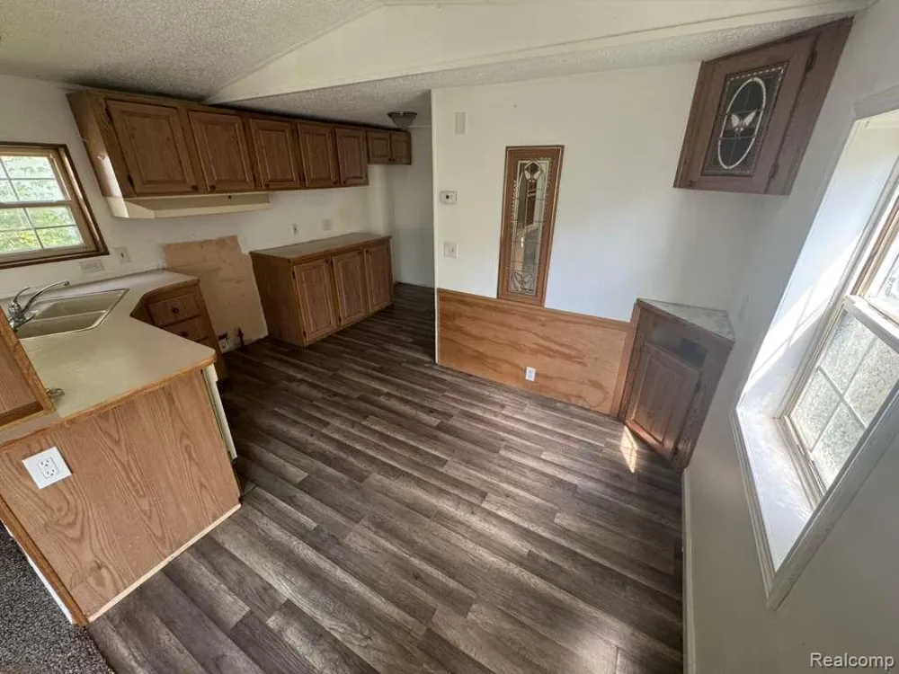 4404 Davison Road Lot #10 Burton City, MI 48509