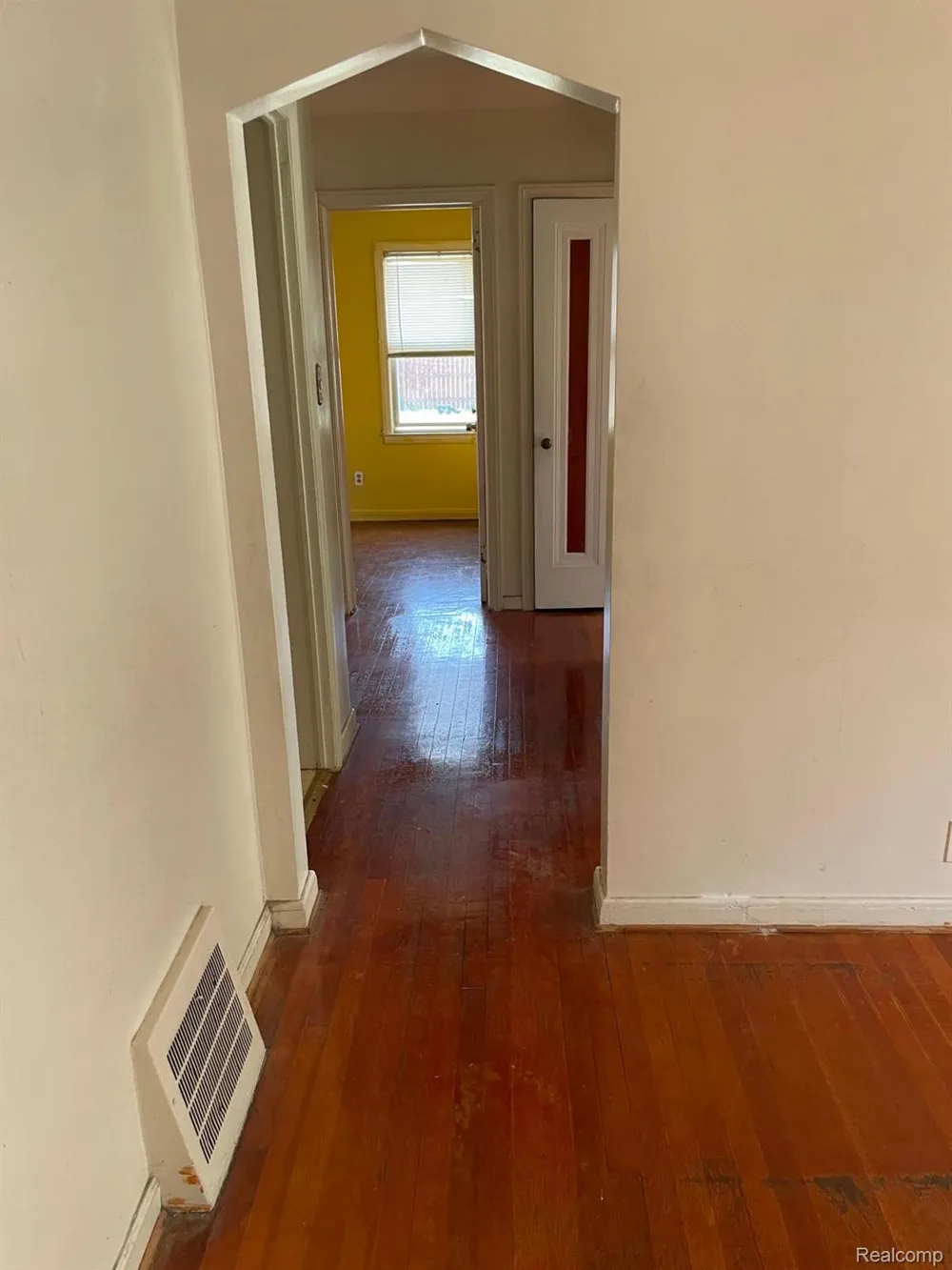 1714 Mayburn Street Dearborn City, MI 48128
