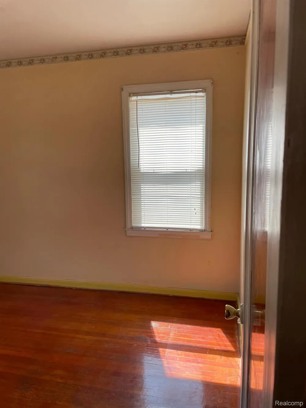 1714 Mayburn Street Dearborn City, MI 48128