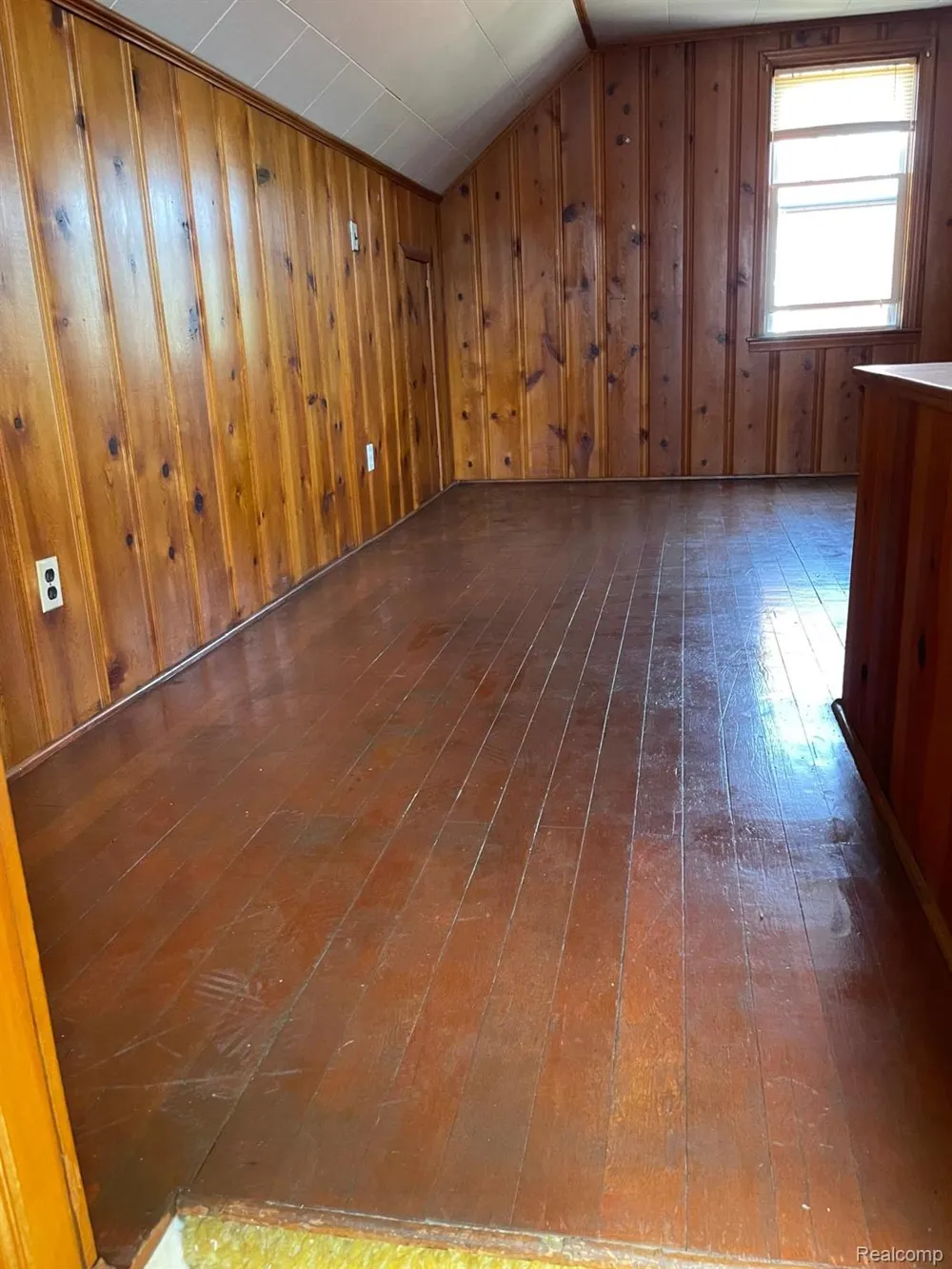 1714 Mayburn Street Dearborn City, MI 48128