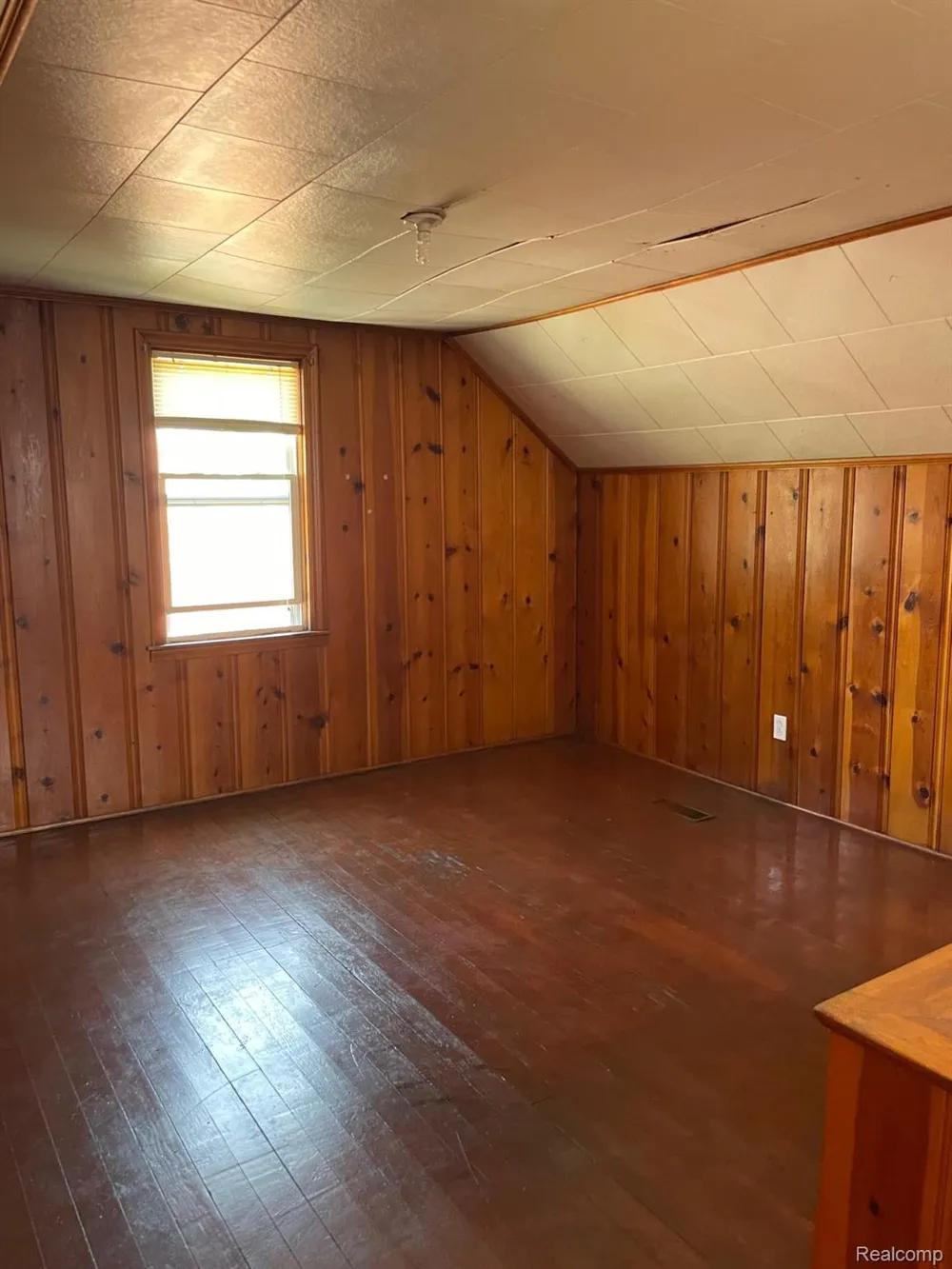 1714 Mayburn Street Dearborn City, MI 48128