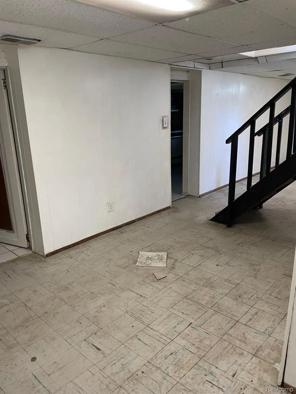 1714 Mayburn Street Dearborn City, MI 48128