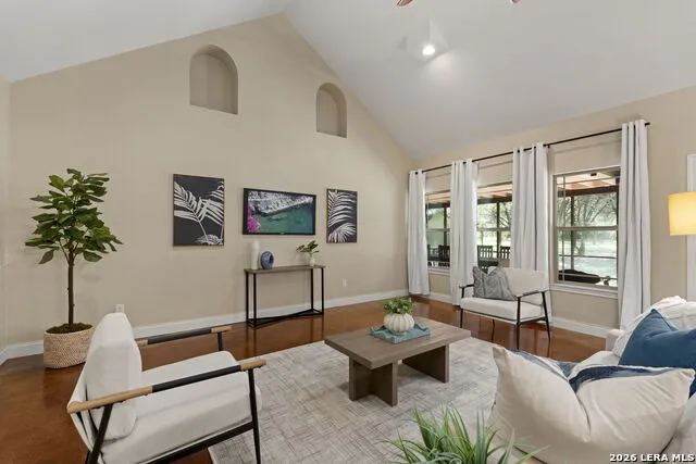11154 Moorway Helotes, TX 78023