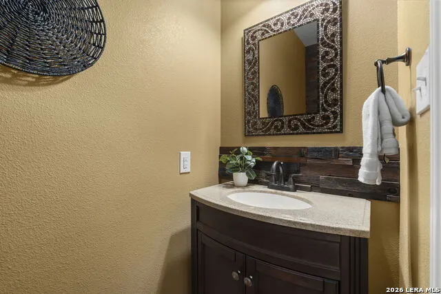 11154 Moorway Helotes, TX 78023