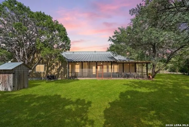 11154 Moorway Helotes, TX 78023