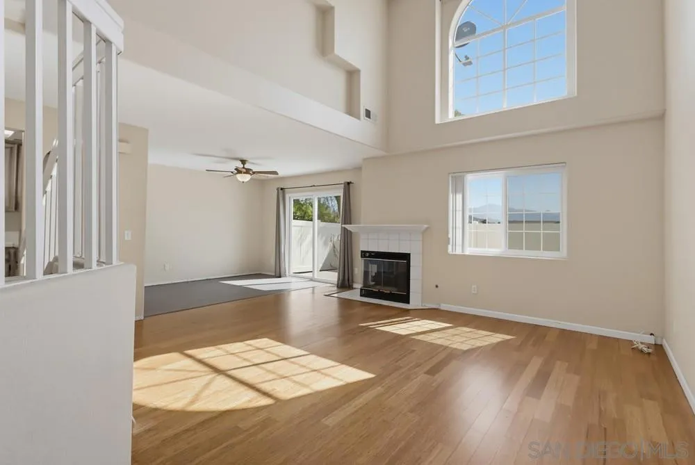 12895 Carriage Heights Way Poway, CA 92064