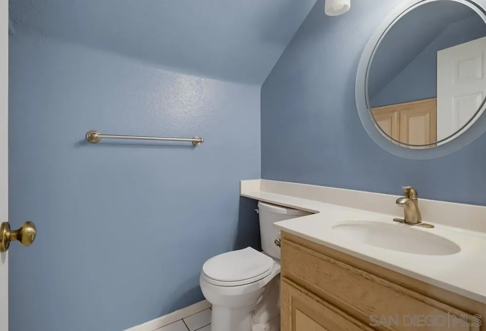 12895 Carriage Heights Way Poway, CA 92064