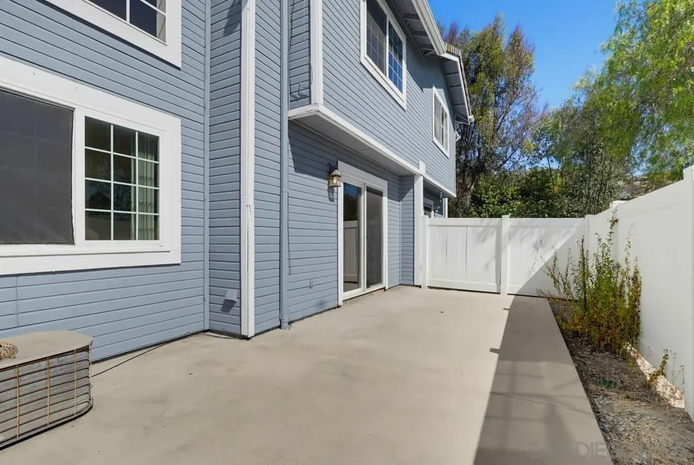 12895 Carriage Heights Way Poway, CA 92064