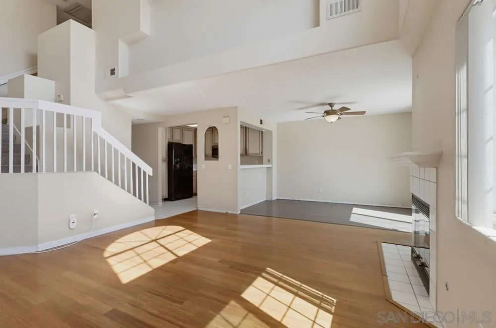 12895 Carriage Heights Way Poway, CA 92064