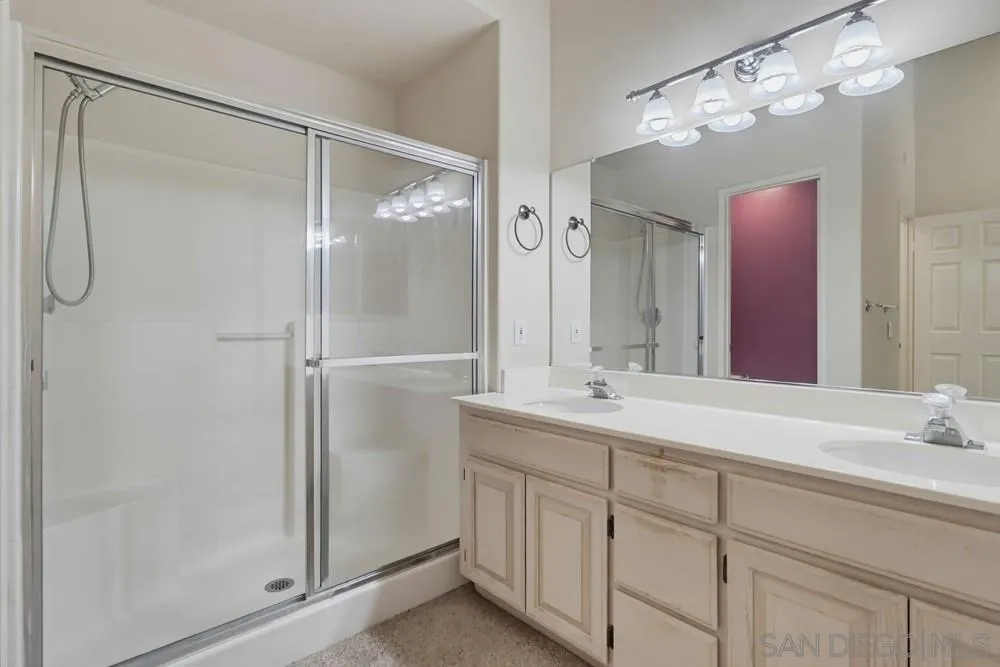 12895 Carriage Heights Way Poway, CA 92064