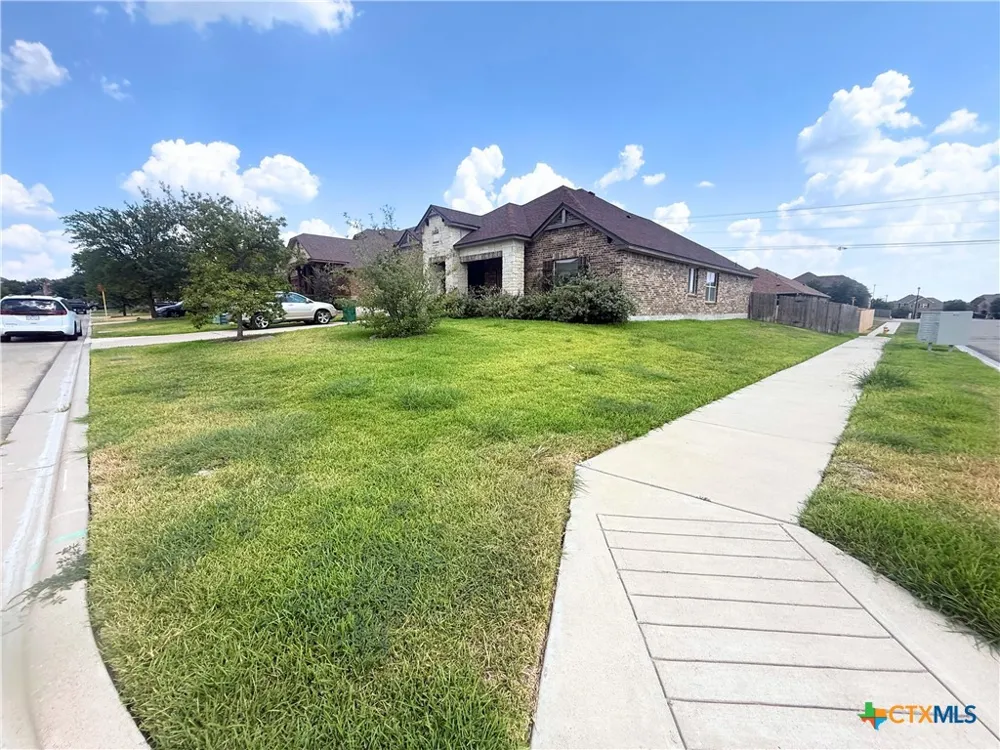 800 Siena Court Harker Heights, TX 76548