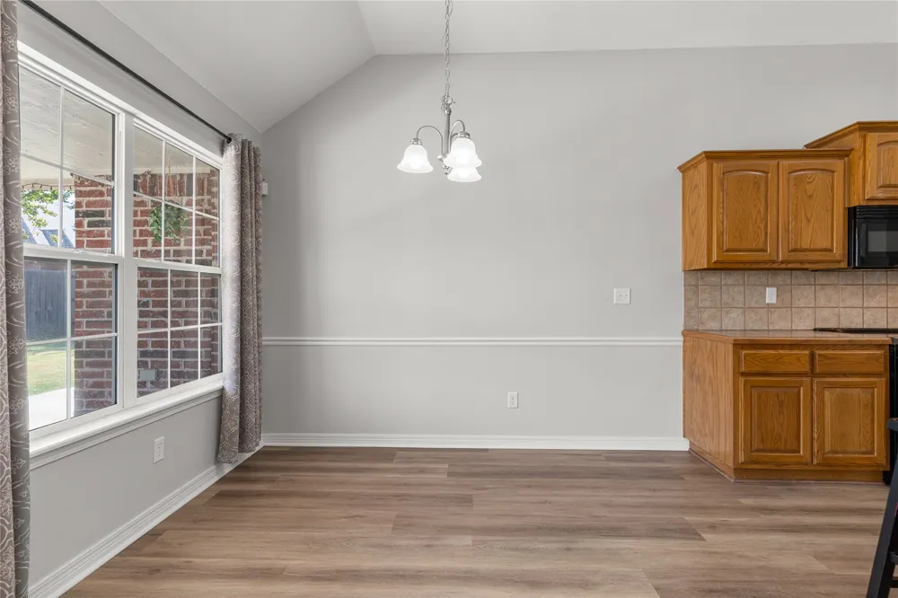 11511 E 102nd Street Owasso, OK 74055