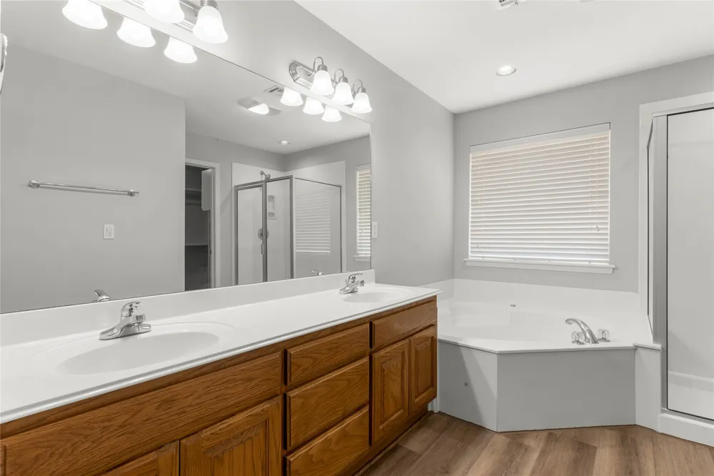 11511 E 102nd Street Owasso, OK 74055