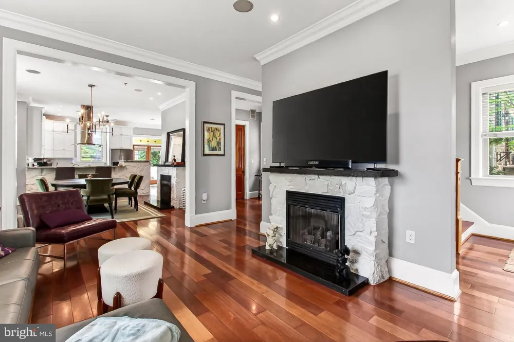 4125 19TH STREET NE Washington, DC 20018