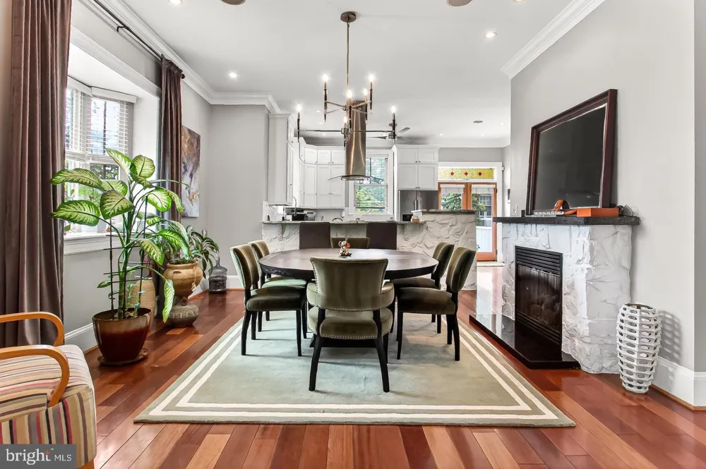 4125 19TH STREET NE Washington, DC 20018