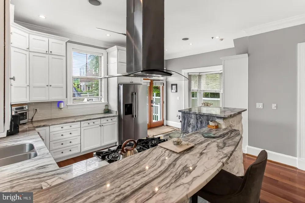 4125 19TH STREET NE Washington, DC 20018