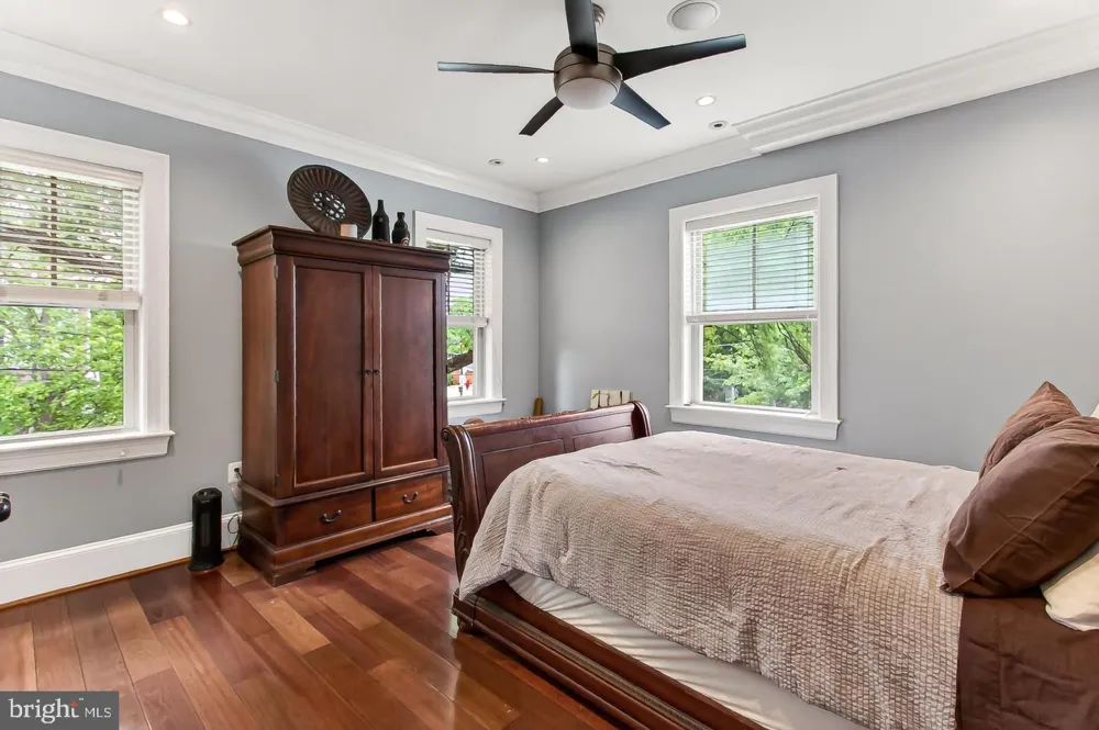 4125 19TH STREET NE Washington, DC 20018