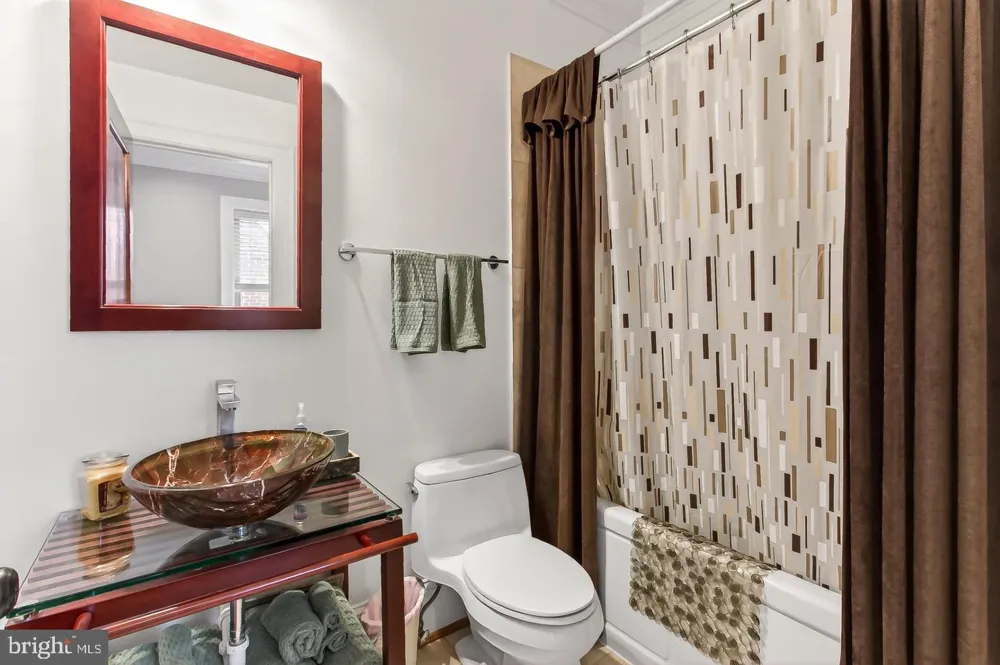 4125 19TH STREET NE Washington, DC 20018