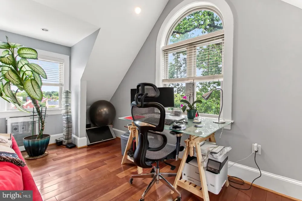 4125 19TH STREET NE Washington, DC 20018