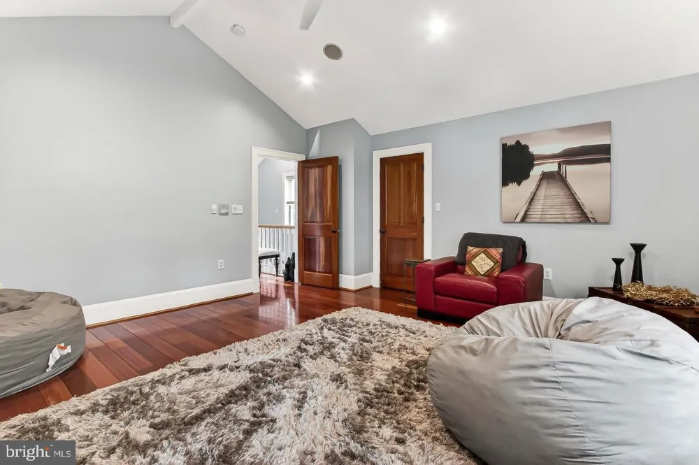4125 19TH STREET NE Washington, DC 20018