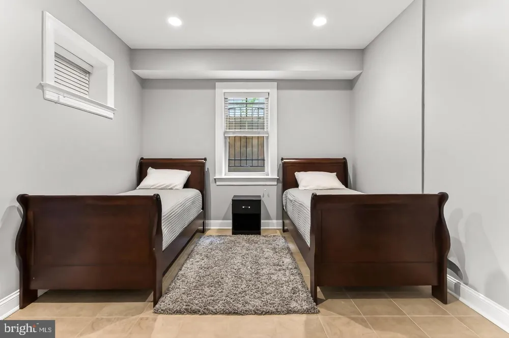 4125 19TH STREET NE Washington, DC 20018