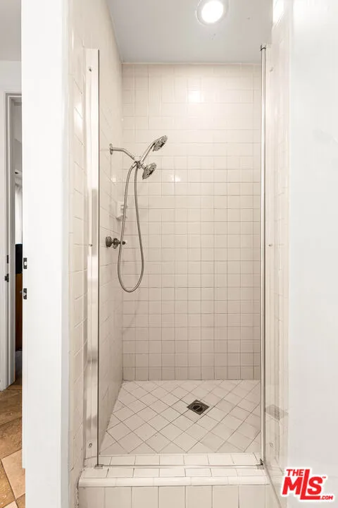 1370 Kelton Avenue #106 Los Angeles, CA 90024