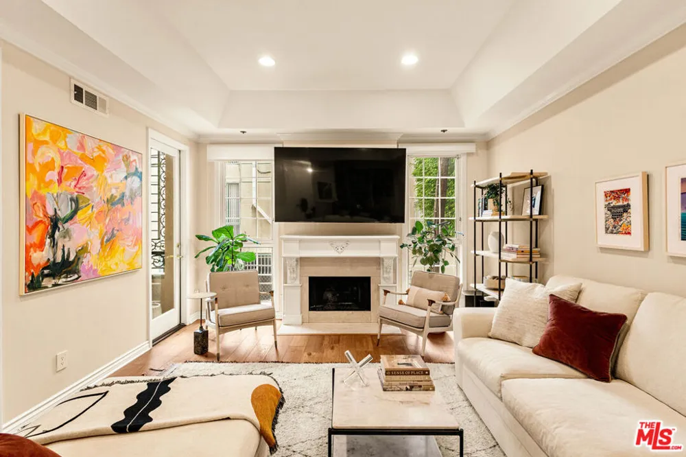 1370 Kelton Avenue #106 Los Angeles, CA 90024