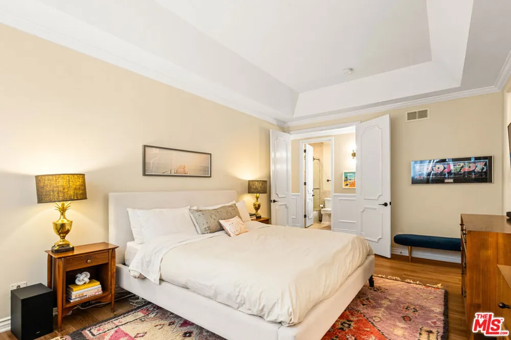 1370 Kelton Avenue #106 Los Angeles, CA 90024