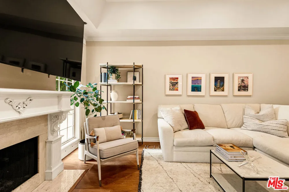 1370 Kelton Avenue #106 Los Angeles, CA 90024
