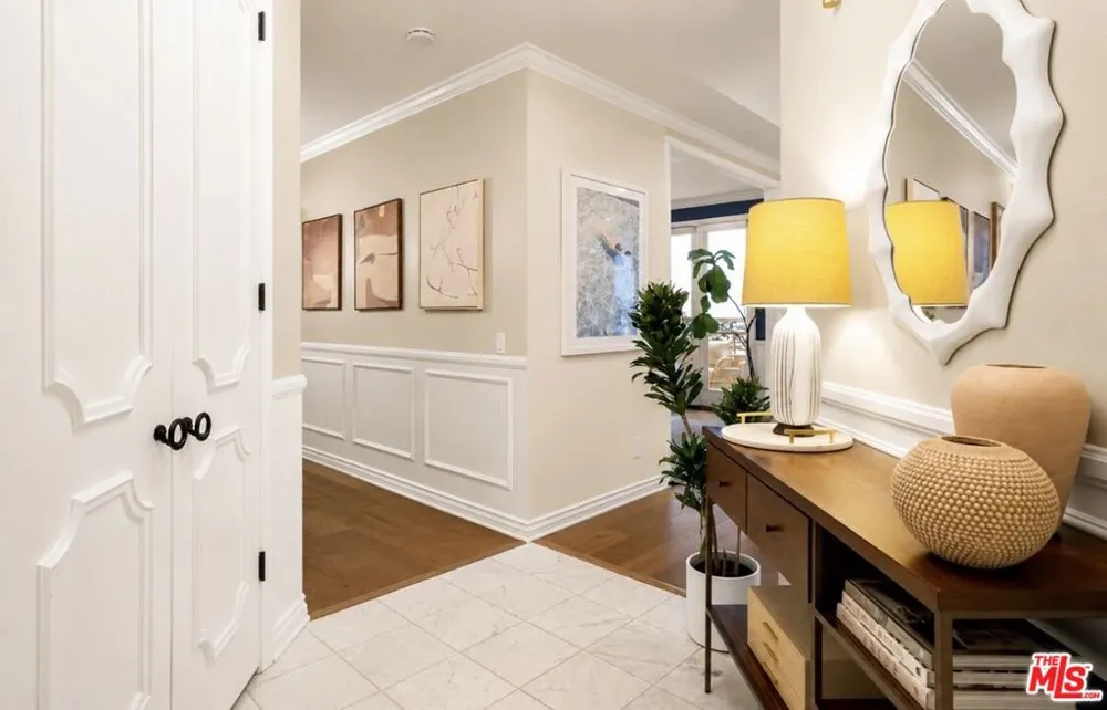 1370 Kelton Avenue #106 Los Angeles, CA 90024