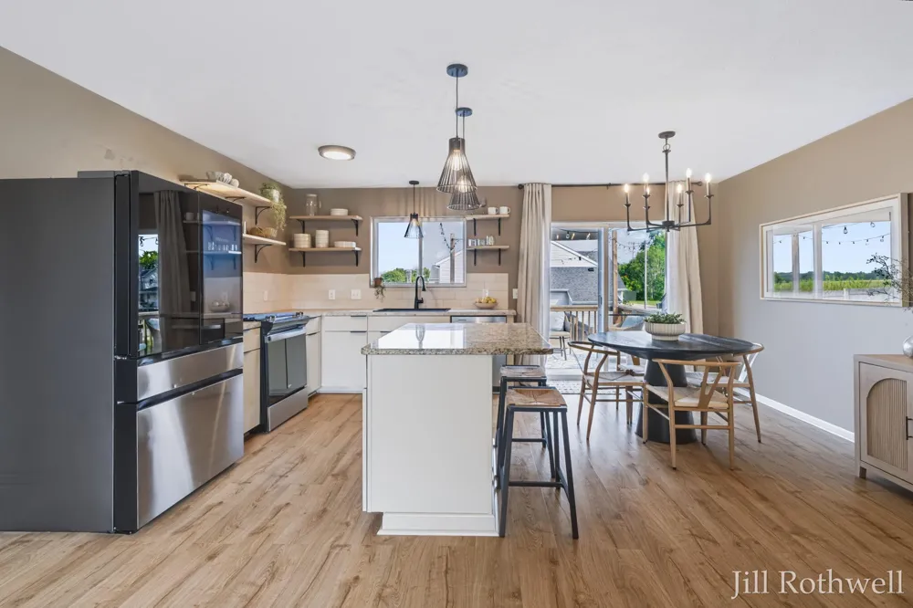 19819 Daggett Avenue Conklin, MI 49403