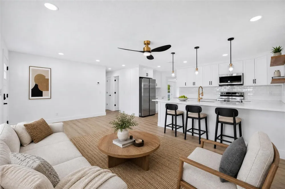 5949 32ND STREET St Petersburg, FL 33714