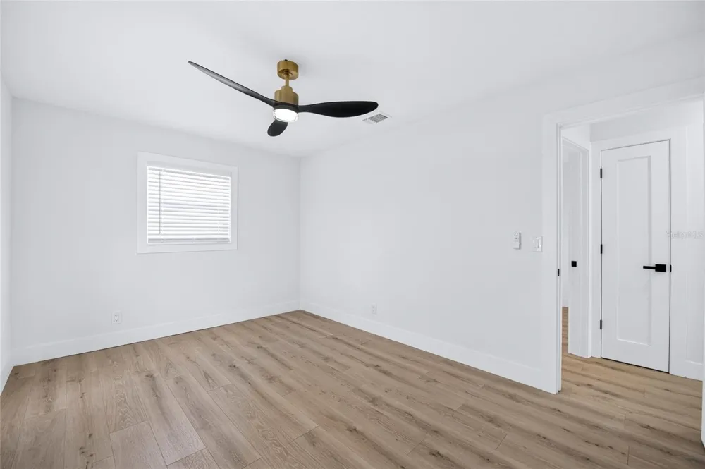 5949 32ND STREET St Petersburg, FL 33714