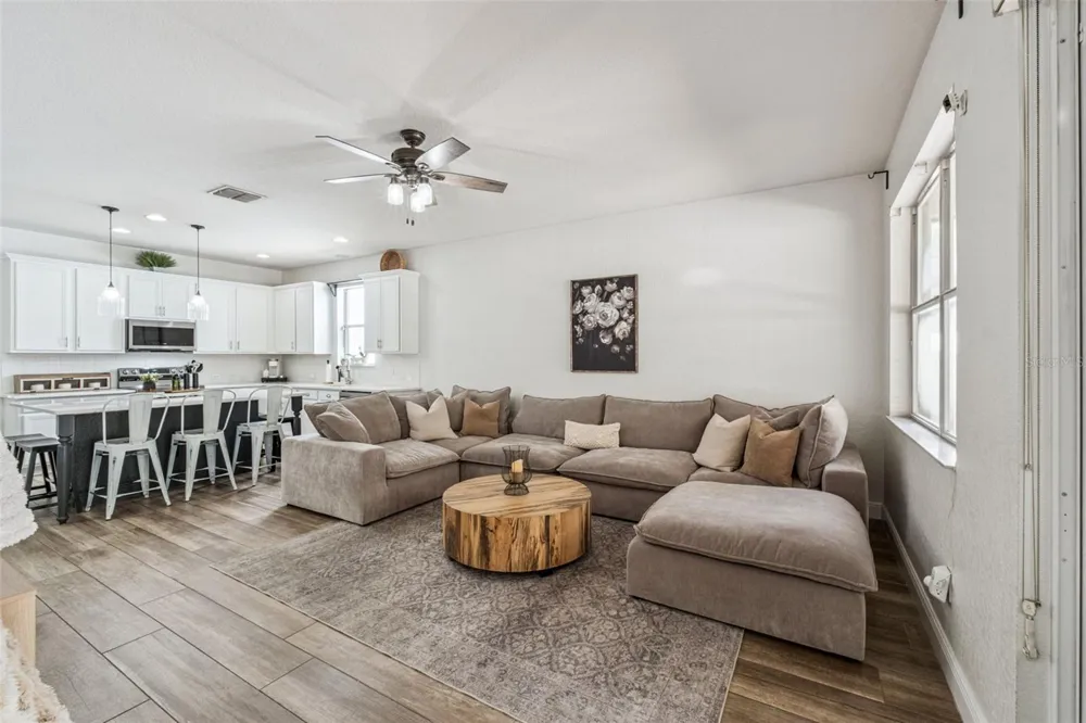 624 LEGACY PARK DRIVE Casselberry, FL 32707